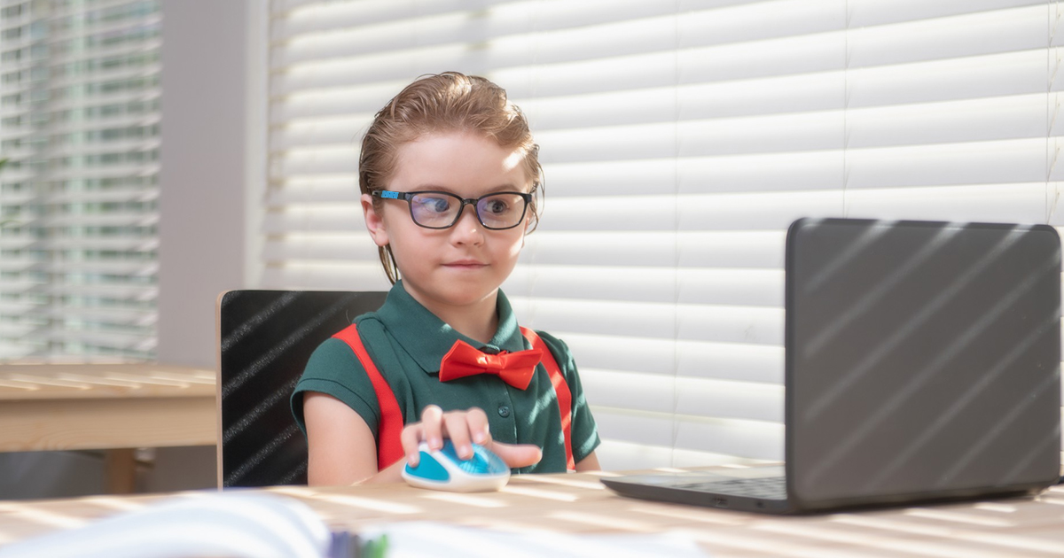 blue light blocking glasses